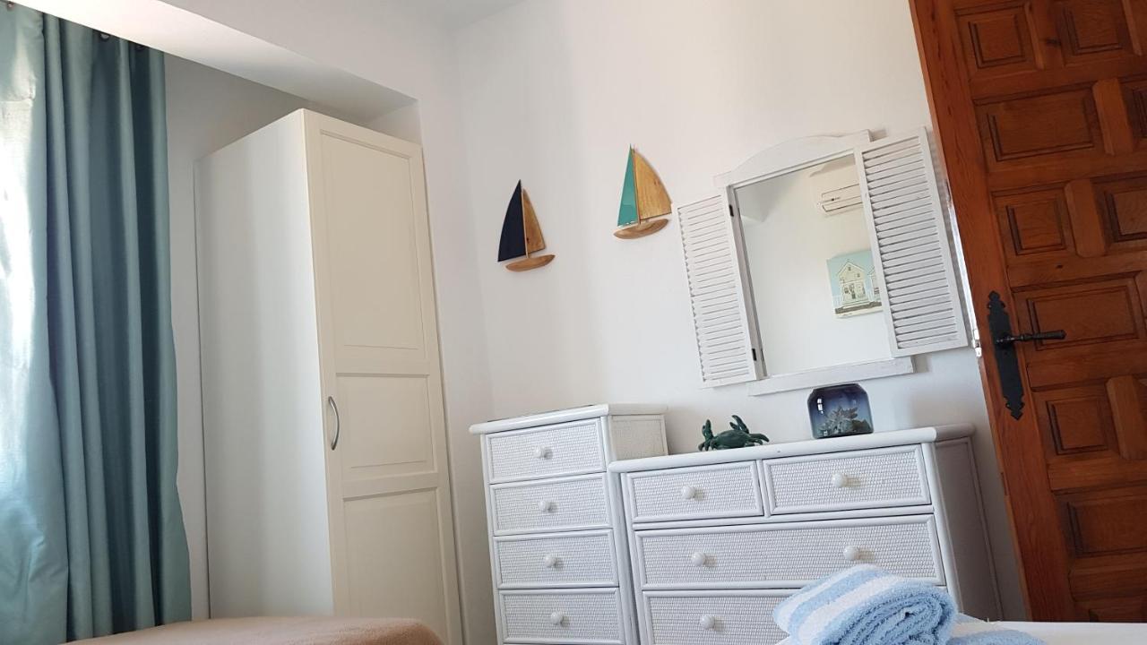 Rosalalinda - Cosy Semi-Detached Home With Sea Views And Large Terrace Морайра Экстерьер фото